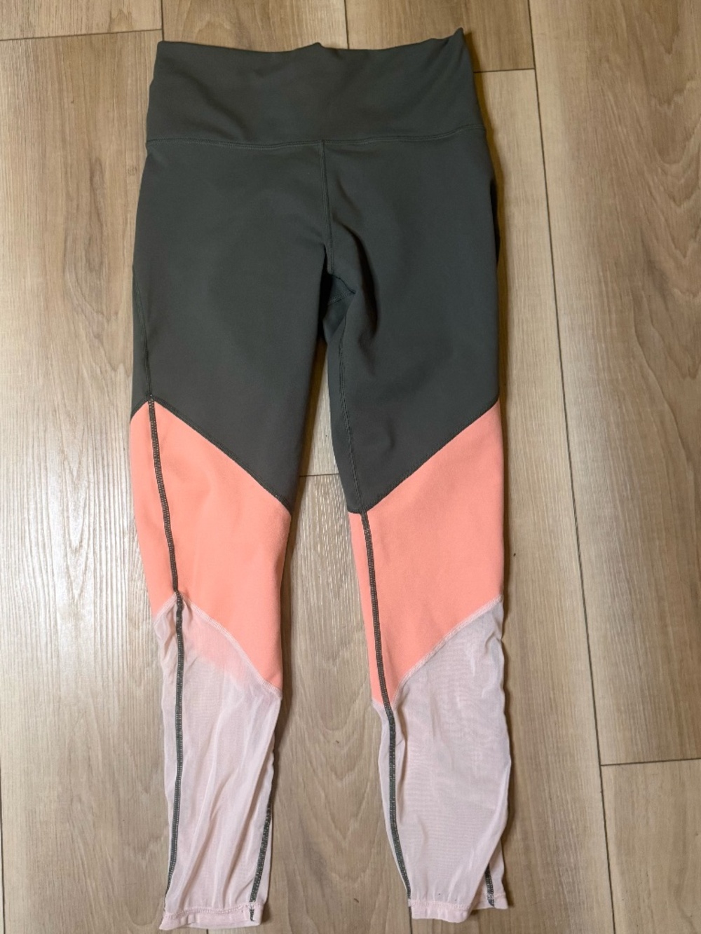 💗 Sculpt & Slay Leggings | Fabletics Small | Mesh Panel Workout Fit ✨